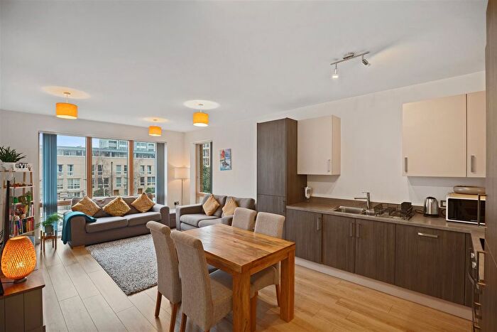 2 Bedroom Flat For Sale In Eddington Court, Canning Town, E16