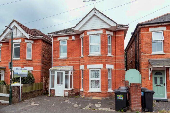 5 Bedroom House To Rent In Hankinson Road, Bournemouth, BH9