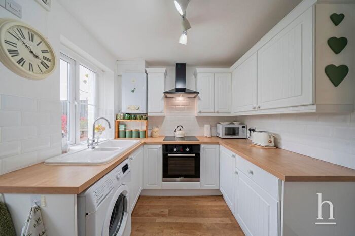 2 Bedroom Cottage For Sale In Sandy Lane, Heswall, CH60