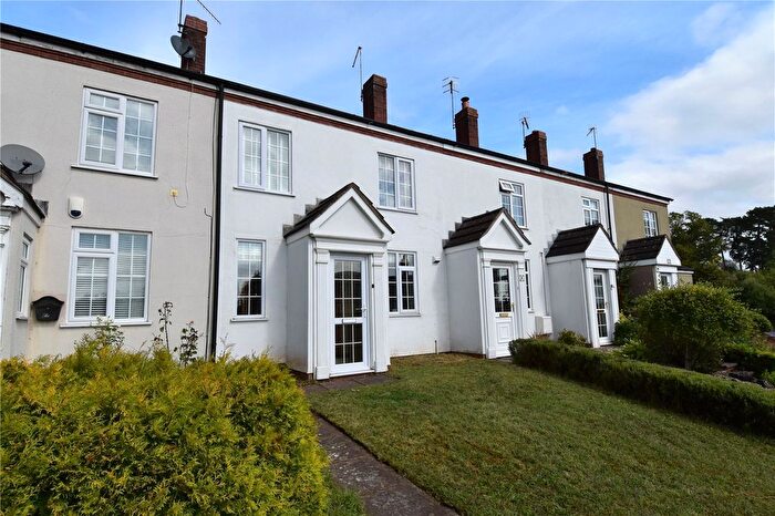 3 Bedroom Terraced House For Sale In Church Road, Droitwich, Worcestershire, WR9