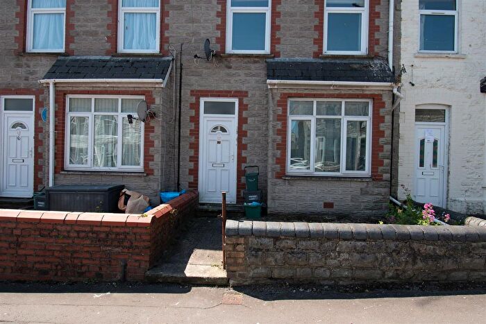 2 Bedroom Flat To Rent In Newland Street, Barry, CF62
