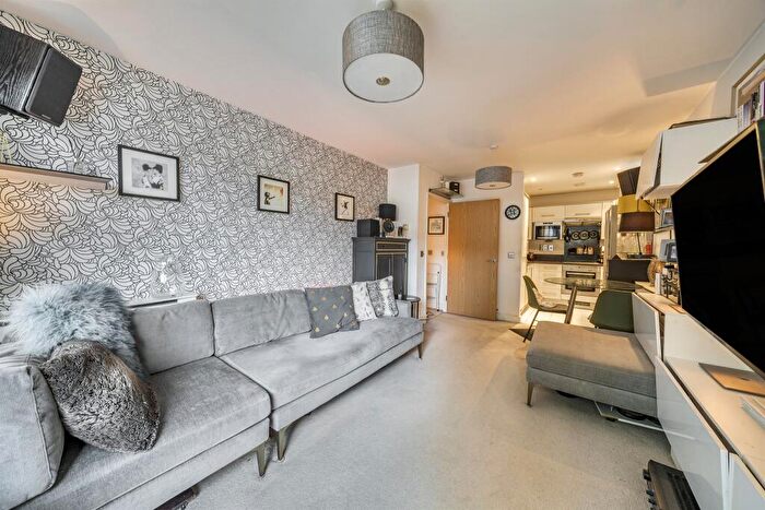 1 Bedroom Flat For Sale In Hotspur Street, London, SE11