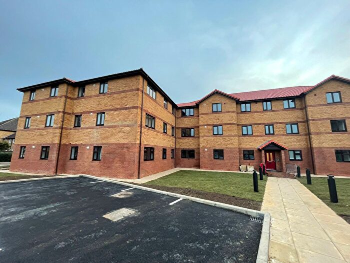 1 Bedroom Flat To Rent In Redwood Grove, Bedford, MK42