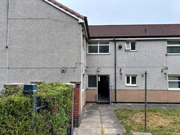 1 Bedroom Flat For Sale In Belford Close, Bradford, West Yorkshire, BD4
