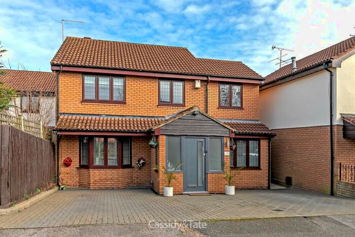 4 Bedroom Detached House To Rent In Regent Close, Jersey Farm, St Albans, AL4