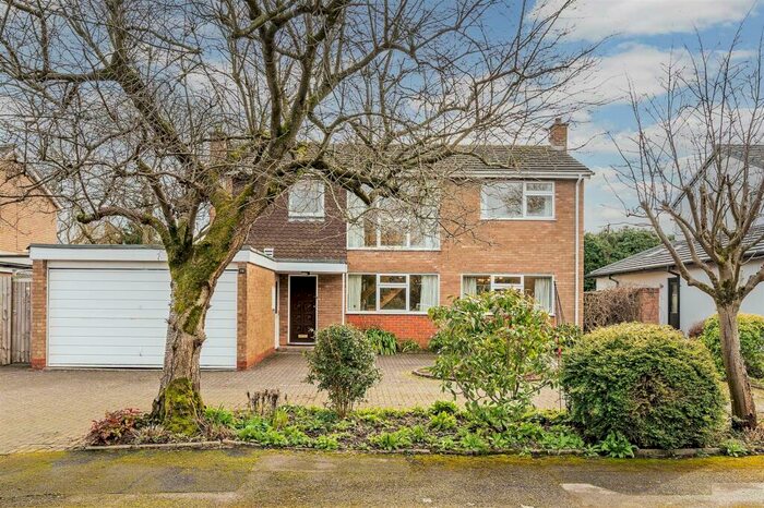 4 Bedroom Detached House To Rent In Barcheston Road, Knowle, B93