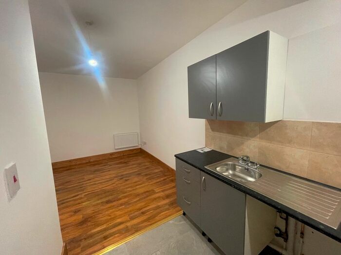 1 Bedroom Studio To Rent In Oval Road, Erdington, Birmingham, B24