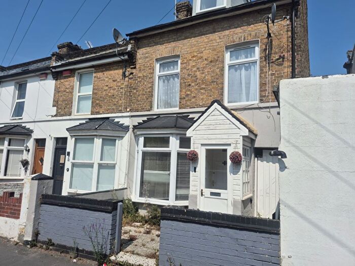 End Terrace House For Sale In , Rodney Street, Ramsgate, Kent, CT11