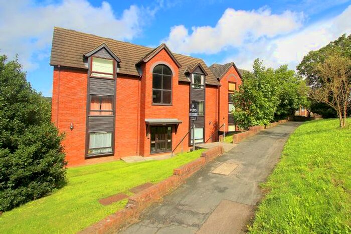 1 Bedroom Flat To Rent In Elm Road, Redhill, RH1