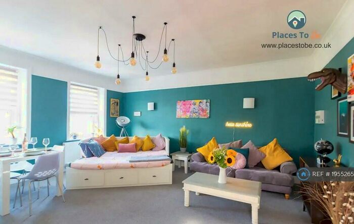 1 Bedroom Flat To Rent In Clarendon Road, Southsea, PO5