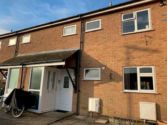 1 Bedroom Flat To Rent In Dolphin Court, Stubbington, Fareham, PO14