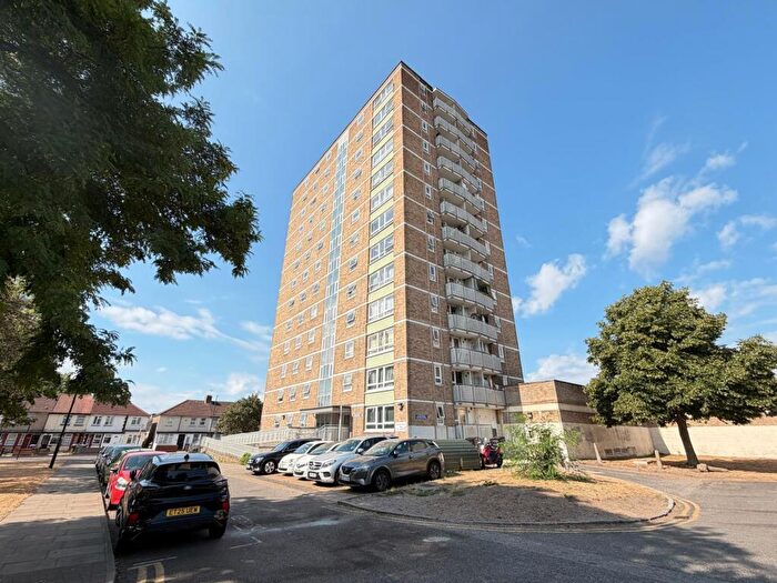 2 Bedroom Flat For Sale In Sark House, Eastfield Road, Enfield, Greater London, EN3