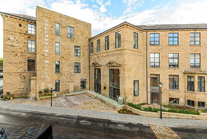 2 Bedroom Flat To Rent In Iron Row, Burley In Wharfedale, Ilkley, West Yorkshire, LS29