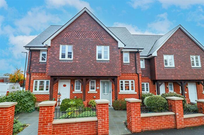 3 Bedroom Terraced House For Sale In Ewshot Gardens, Ewshot, Farnham, GU10