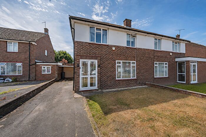 3 Bedroom Semi-Detached House For Sale In Lodge Close, Cowley, Uxbridge, UB8