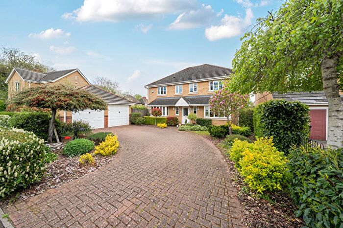 4 Bedroom Detached House For Sale In Princess Diana Drive, St. Albans, AL4