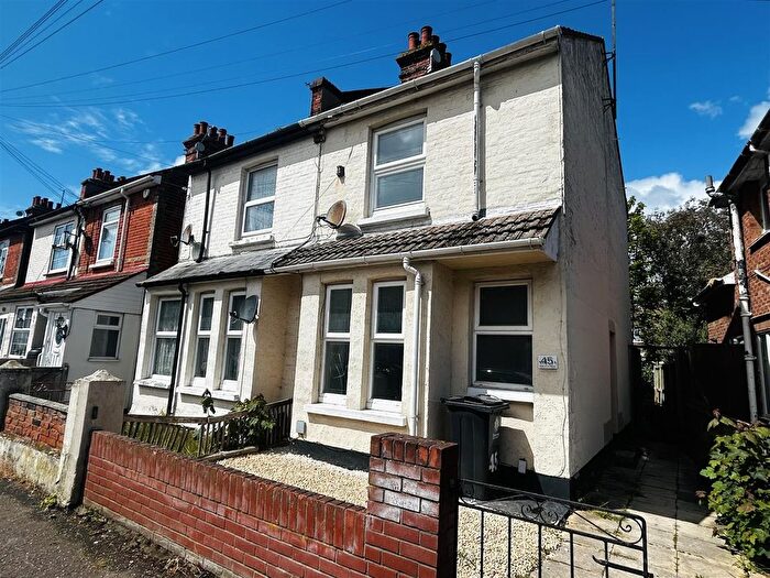 2 Bedroom Semi-Detached House To Rent In Warwick Road, Clacton-On-Sea, CO15