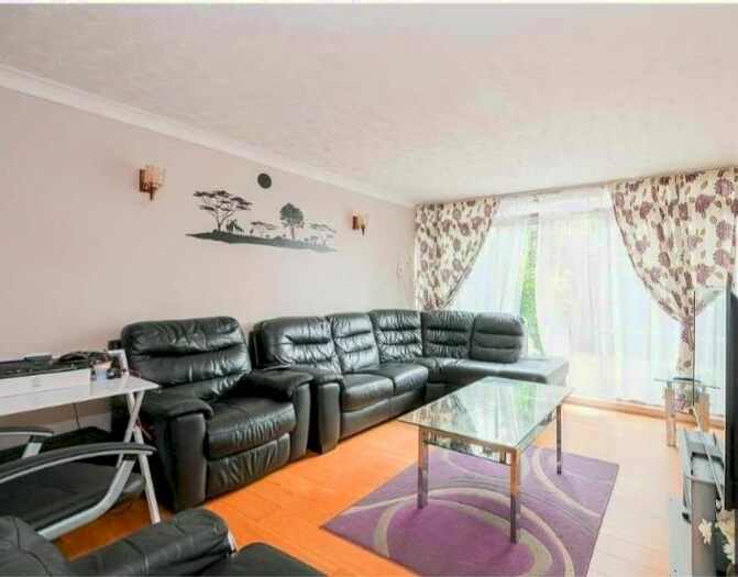 3 Bedroom Terraced House To Rent In Friston Path, Chigwell, Essex, IG7