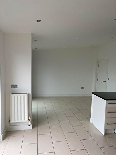 4 Bedroom Maisonette To Rent In Ayton Drive, Portland, DT5