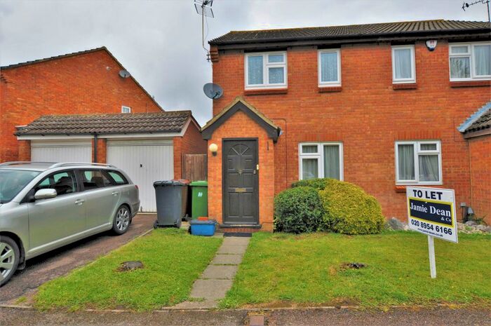 2 Bedroom Semi-Detached House To Rent In Pinewood Close, Borehamwood WD6