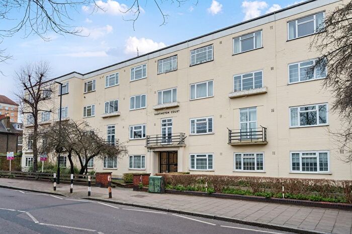 2 Bedroom Flat For Sale In Lansdowne Way, London, SW8
