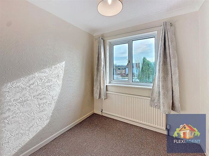 3 Bedroom Detached Bungalow For Sale In Kingston Crescent, Marshside, Southport, PR9