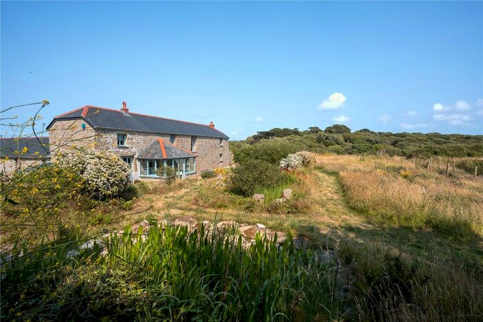 4 Bedroom Detached House For Sale In Kerris Vean, Paul, Penzance, TR19