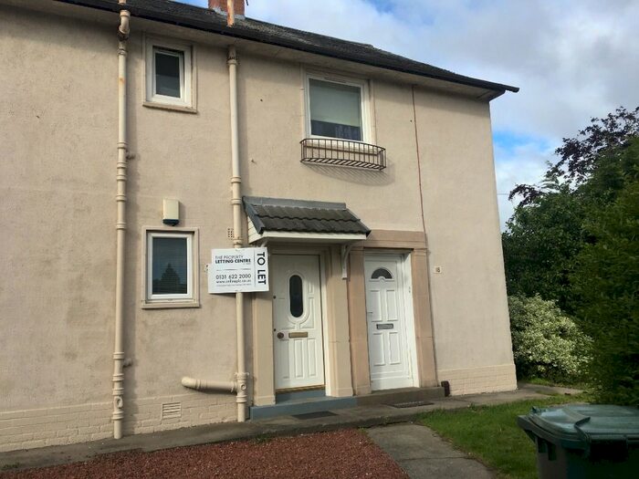 2 Bedroom Villa To Rent In Ochiltree Gardens, Liberton, Edinburgh, EH16