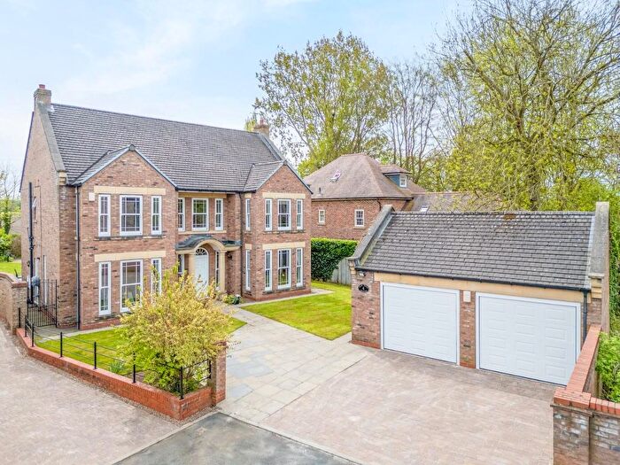 5 Bedroom Detached House For Sale In The Elms, Stockton On The Forest, York, YO32