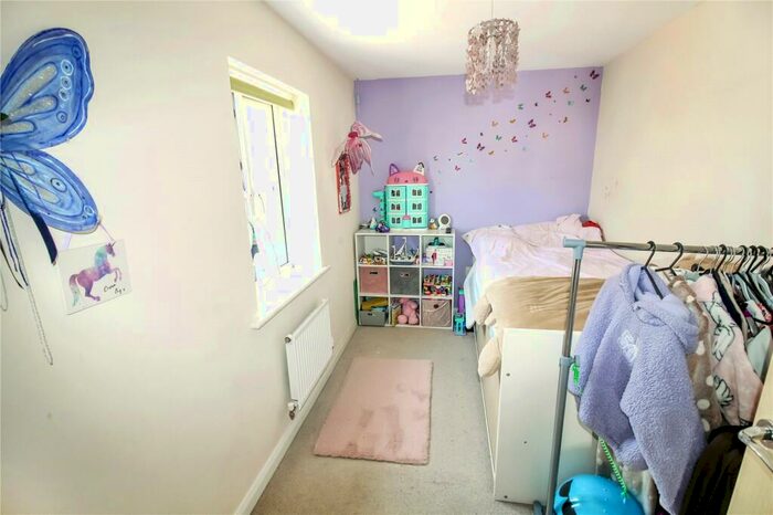 3 Bedroom End Of Terrace House For Sale In Daisy Brook, Royal Wootton Bassett, Swindon, Wiltshire, SN4