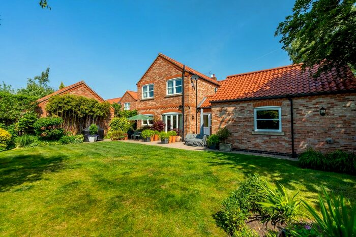 5 Bedroom Detached House For Sale In Main Street, Skipwith, Near York, YO8