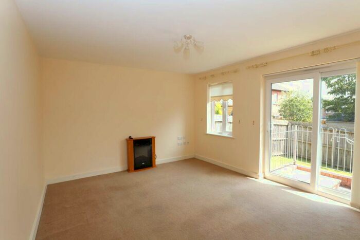 2 Bedroom Bungalow To Rent In Cambridge Drive Penrith, CA11