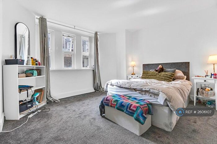 3 Bedroom Flat To Rent In Redland Road, Bristol, BS6