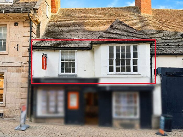 2 Bedroom Flat To Rent In Ironmonger Street, Stamford, PE9