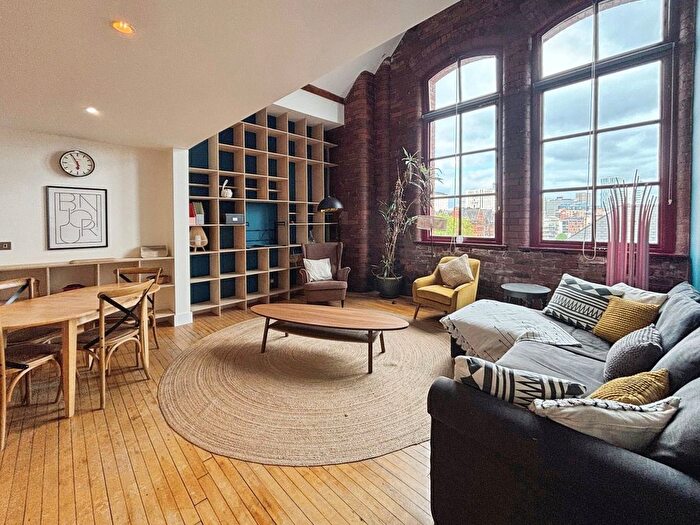 2 Bedroom Flat To Rent In Great George Street, Leeds, West Yorkshire, LS1