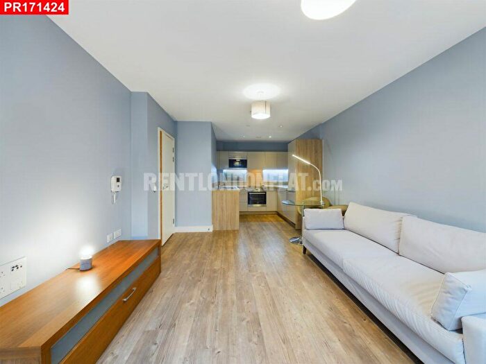 1 Bedroom Flat To Rent In Yeoman Street, Surrey Quays, – Bedroom Flat, SE8