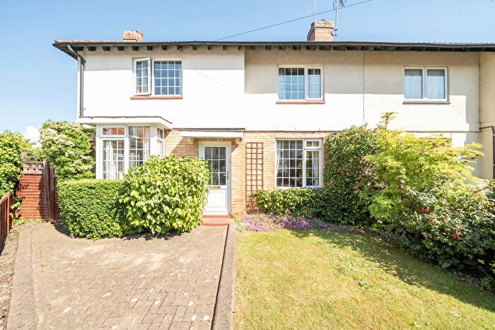 3 Bedroom Semi Detached House For Sale In Greenway Crescent, Taunton, TA2