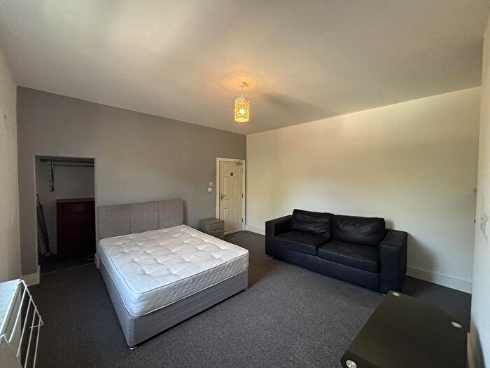 1 Bedroom Apartment To Rent In Main Street, Stapenhill, Burton-On-Trent, DE15