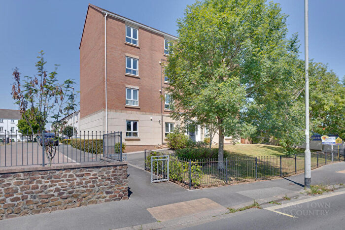 2 Bedroom Apartment To Rent In Beacon Park Road, Plymouth, PL2