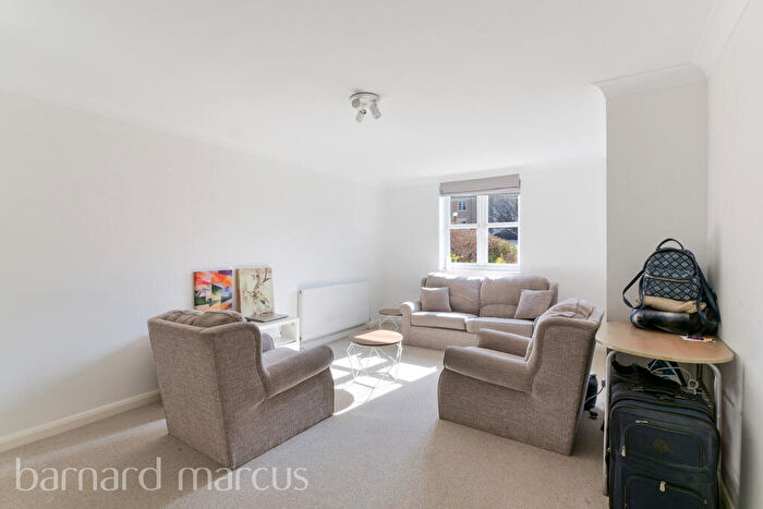1 Bedroom Apartment To Rent In Kingswood Drive, Sutton, SM2