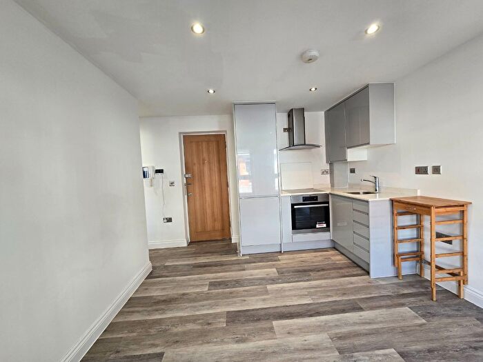 1 Bedroom Flat To Rent In Forester House, Marlborough Road, Watford, Hertfordshire, WD18
