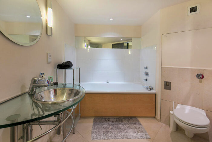 1 Bedroom Apartment To Rent In Port East Apartments, Hertsmere Road, London, E14