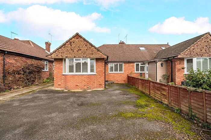 3 Bedroom Bungalow For Sale In Jacob's Well, Guildford, Surrey, GU4