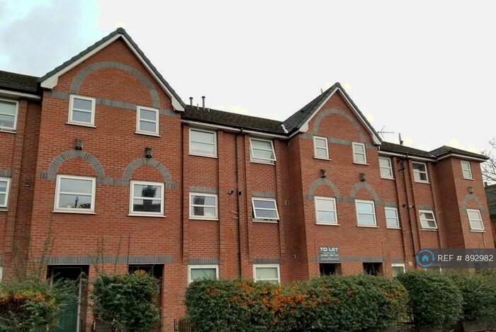 6 Bedroom Terraced House To Rent In Bridgelea Road, Manchester, M20