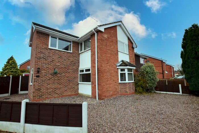 4 Bedroom Semi-Detached House To Rent In Willow Road, Barton Under Needwood, Burton-On-Trent, Staffordshire, DE13