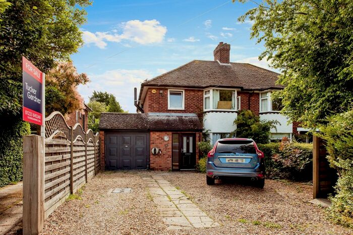 3 Bedroom Semi-Detached House For Sale In Cambridge Road, Barton, Cambridge, Cambridgeshire, CB23
