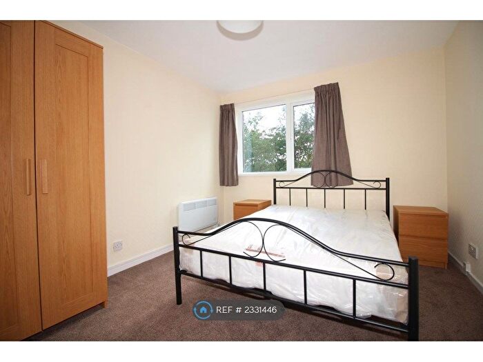 1 Bedroom Flat To Rent In West Jesmond Avenue, Newcastle Upon Tyne, NE2