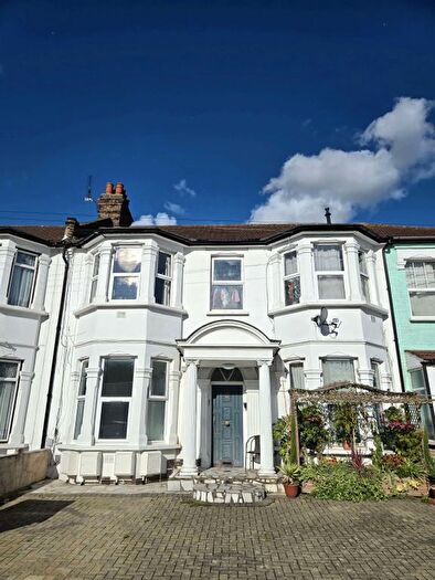 1 Bedroom Flat To Rent In Ilford, IG1