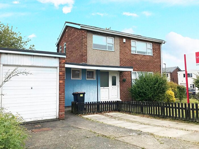 2 Bedroom Property To Rent In Moor Crescent, Durham, DH1