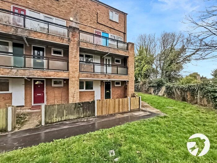 1 Bedroom Flat To Rent In Kingsgate Close, Orpington, BR5